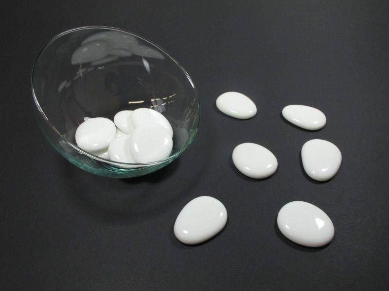 Galet coloré Déco de table et vase - Blanc