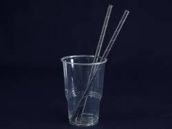 Paille recyclable en papier carton rigide noir Ø0,8 x 21cm